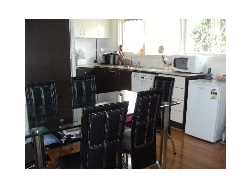 1/6 Renwick Road, Ferntree Gully VIC 3156