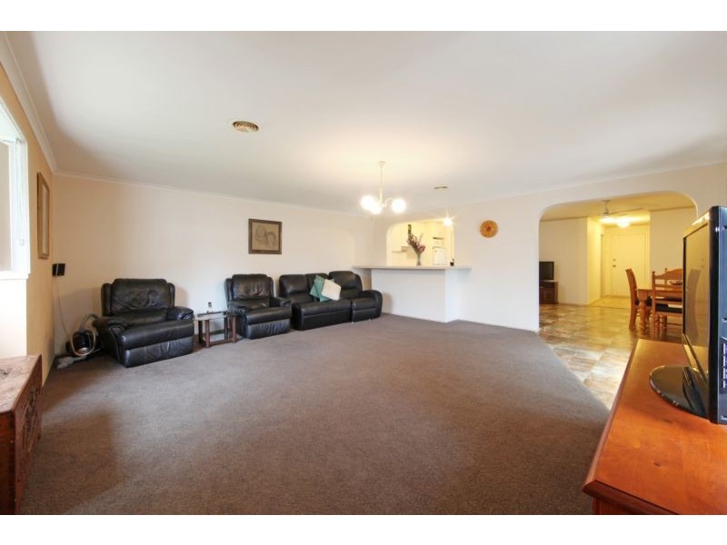 12 Rayner Close, Rowville VIC 3178