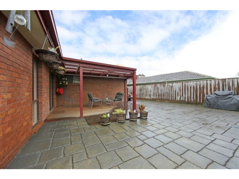 12 Rayner Close, Rowville VIC 3178