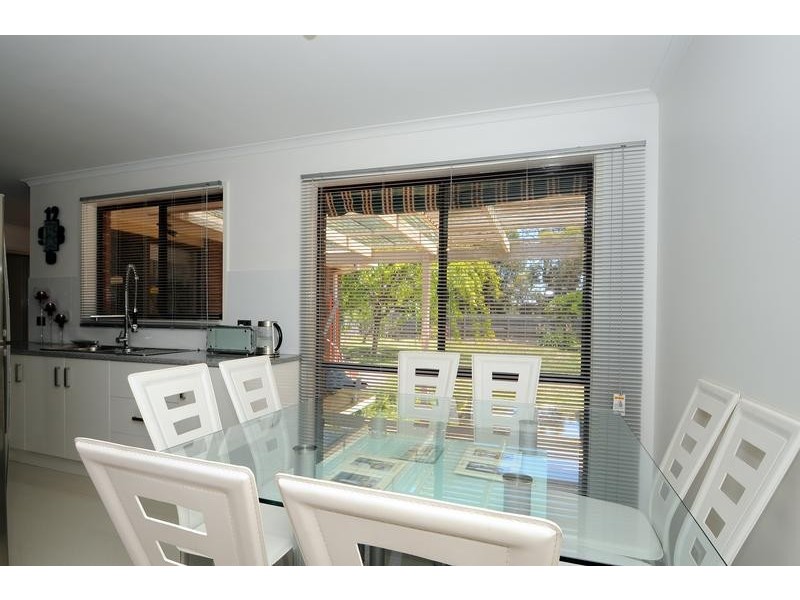 7 Metcalf Crescent, Rowville VIC 3178