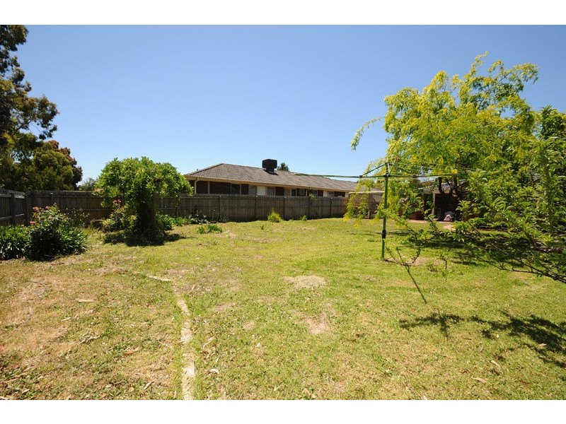 7 Metcalf Crescent, Rowville VIC 3178