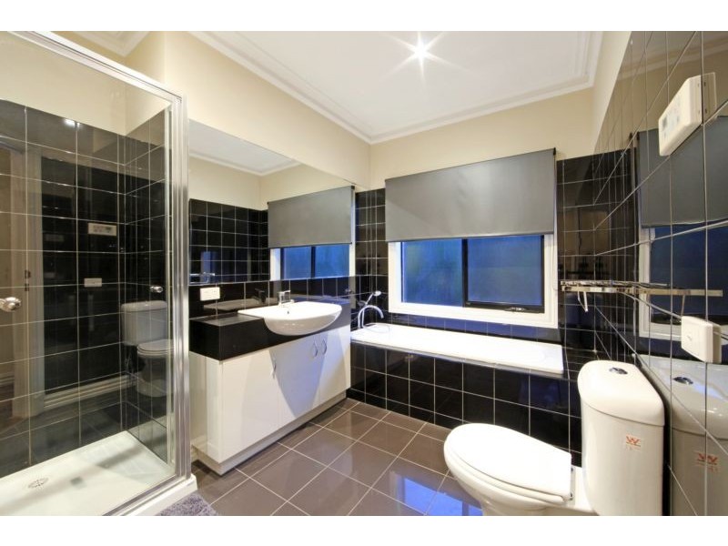 5 Hambleton Court, Lysterfield VIC 3156