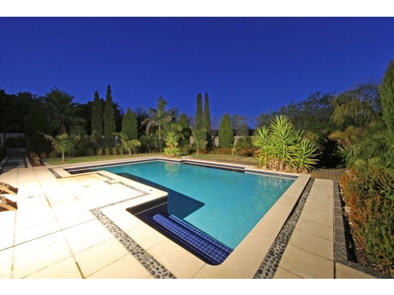 5 Hambleton Court, Lysterfield VIC 3156