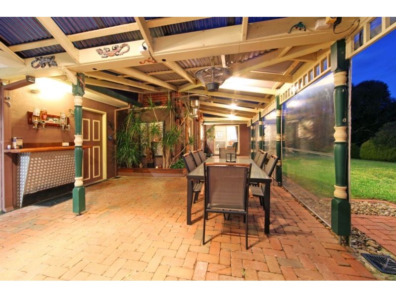 16 Parkview Terrace, Lysterfield South VIC 3156