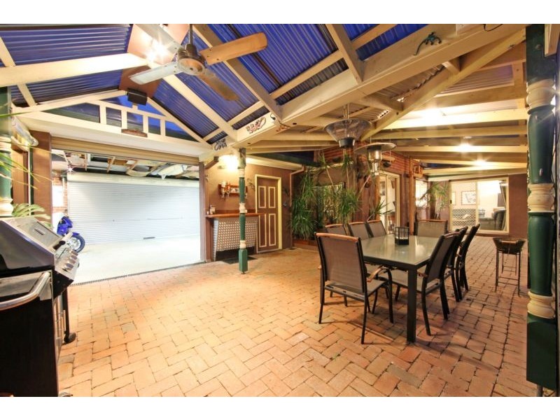 16 Parkview Terrace, Lysterfield South VIC 3156