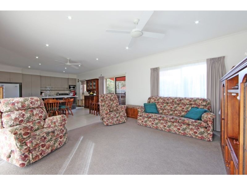 2/1848 Ferntree Gully Road, Ferntree Gully VIC 3156