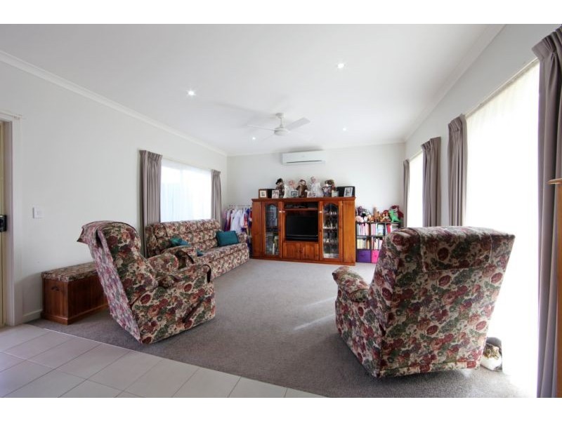 2/1848 Ferntree Gully Road, Ferntree Gully VIC 3156