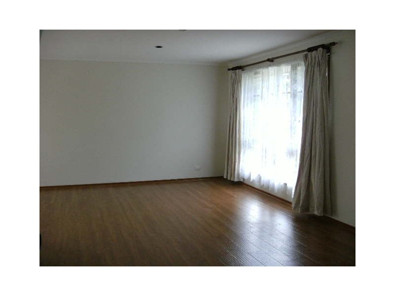 16 Prior Court, Rowville VIC 3178