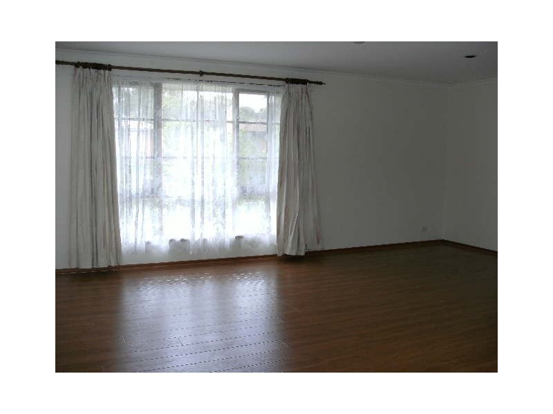 16 Prior Court, Rowville VIC 3178