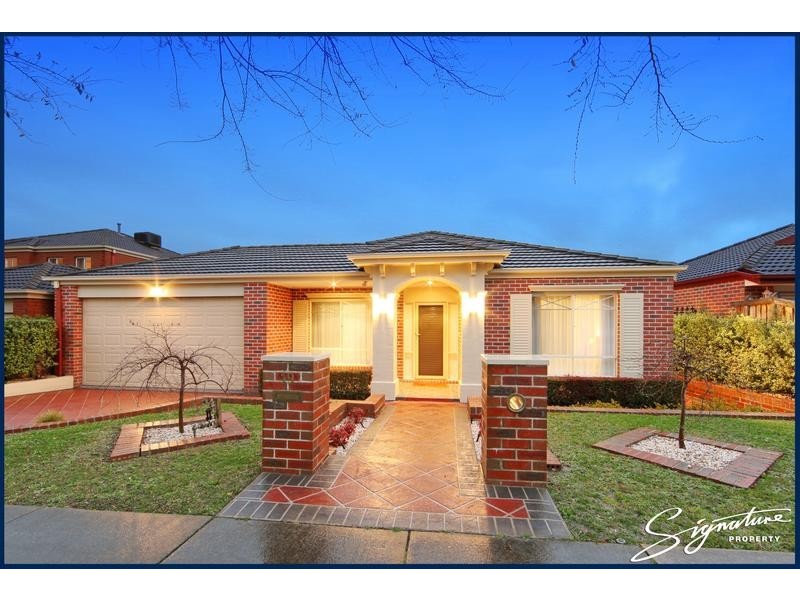 19 Lexington Close, Rowville VIC 3178