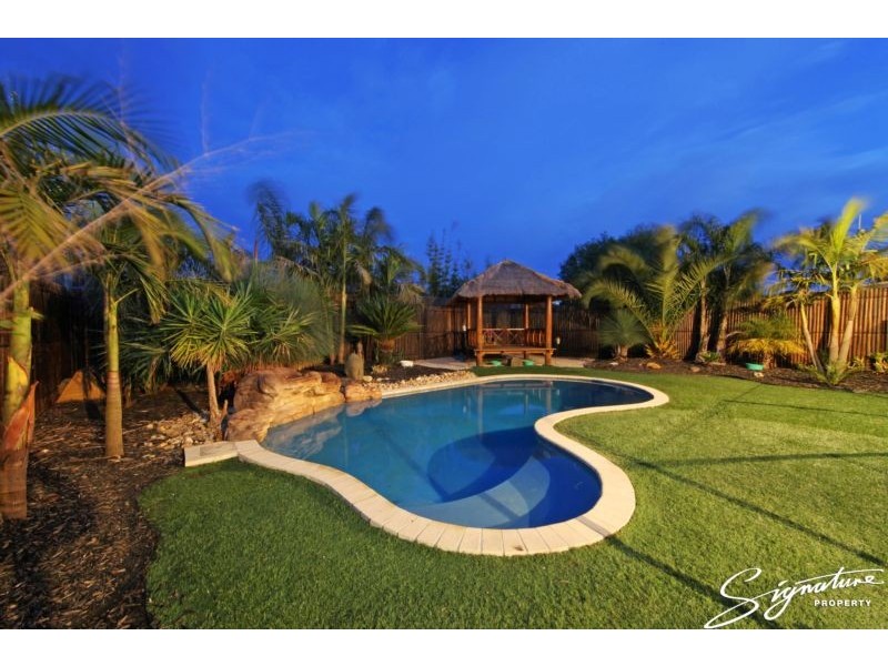 77 Langhorne Crescent, Rowville VIC 3178