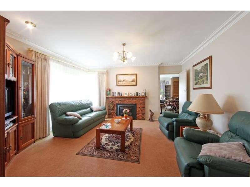 25 Glenfern Road, Ferntree Gully VIC 3156