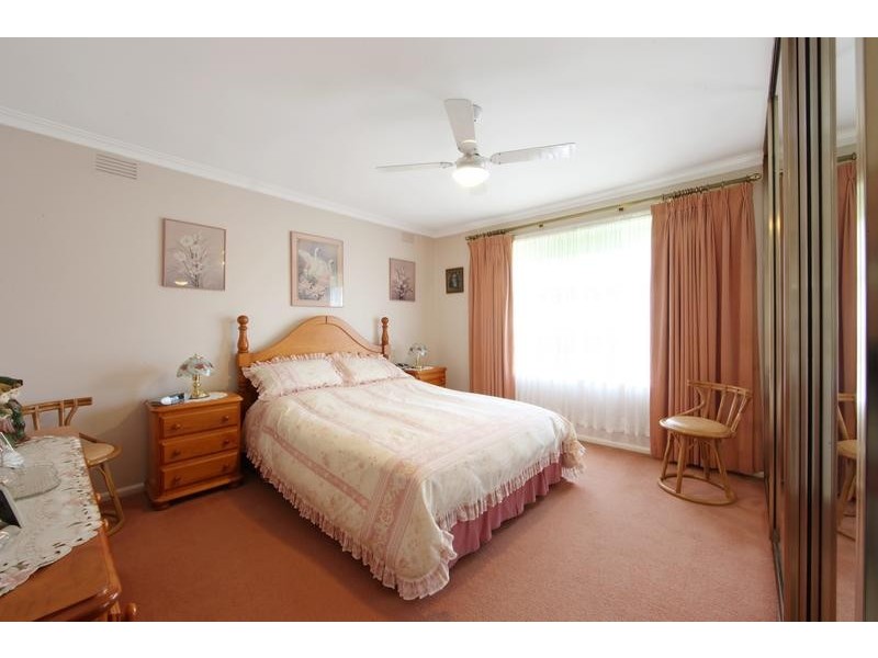 25 Glenfern Road, Ferntree Gully VIC 3156