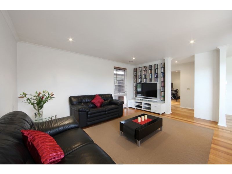 209 Dandelion Drive, Rowville VIC 3178