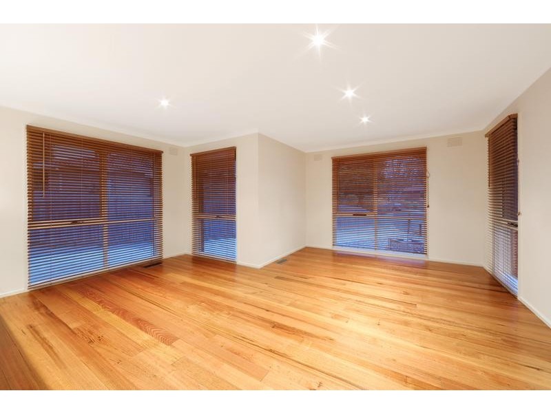 6 Doyle Place, Endeavour Hills VIC 3802