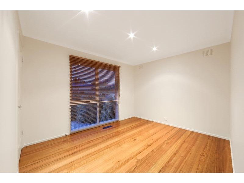 6 Doyle Place, Endeavour Hills VIC 3802