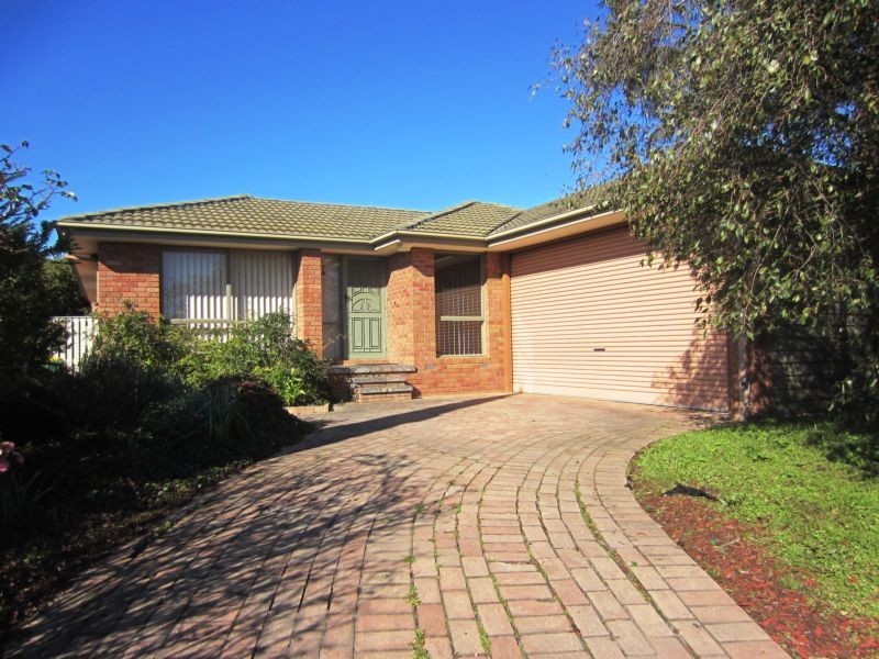 20 Fernlea Avenue, Rowville VIC 3178