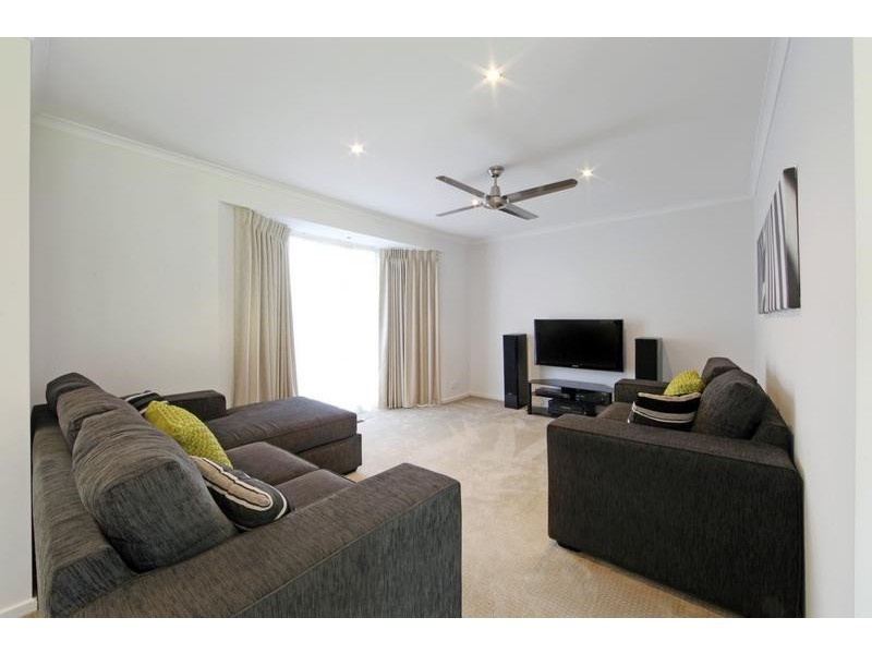 73 Sullivan Avenue, Lysterfield VIC 3156