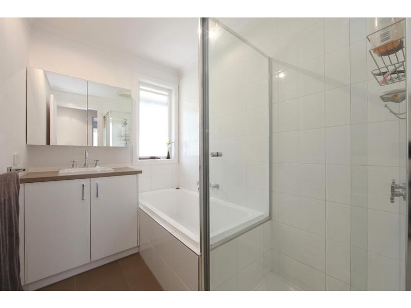 73 Sullivan Avenue, Lysterfield VIC 3156