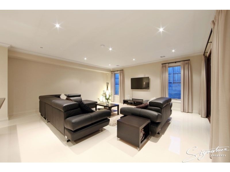 14 Straughan Close, Lysterfield VIC 3156