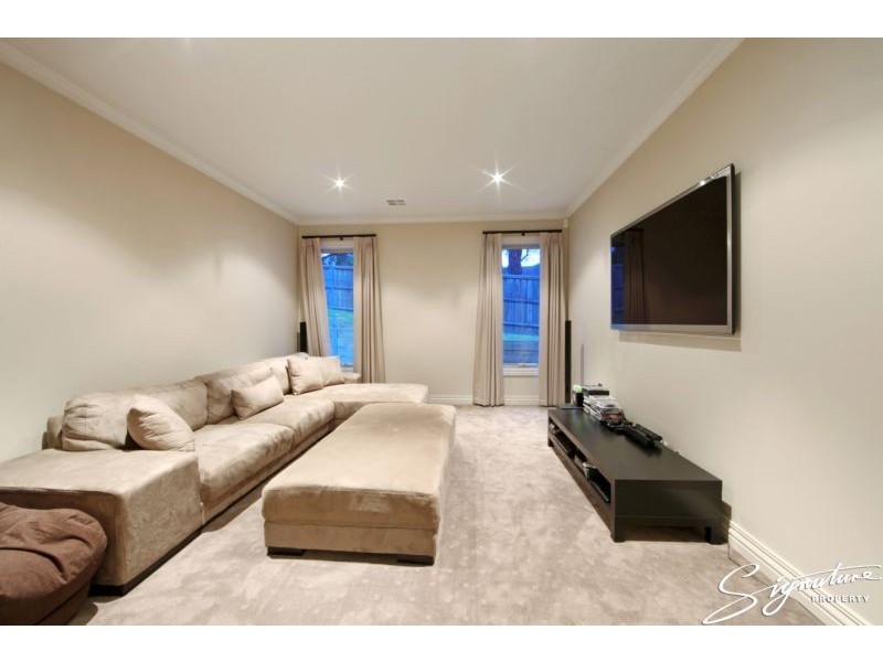 14 Straughan Close, Lysterfield VIC 3156