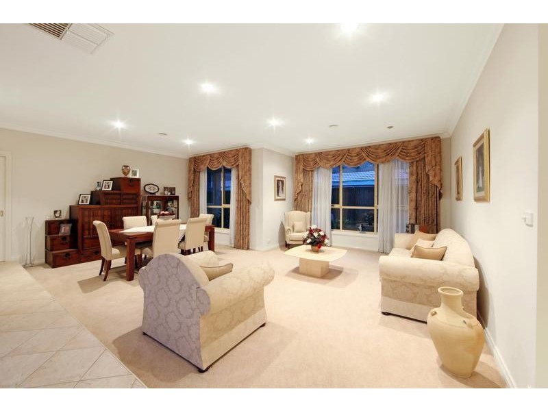 1 Tali Karng Close, Rowville VIC 3178