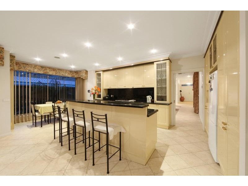 1 Tali Karng Close, Rowville VIC 3178