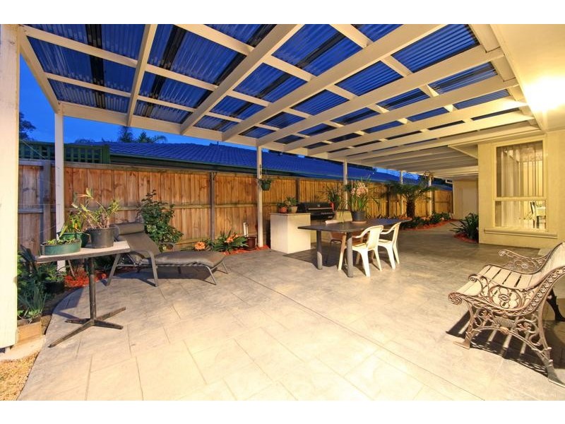 1 Tali Karng Close, Rowville VIC 3178