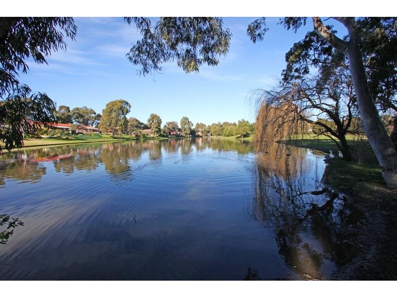 1 Tali Karng Close, Rowville VIC 3178