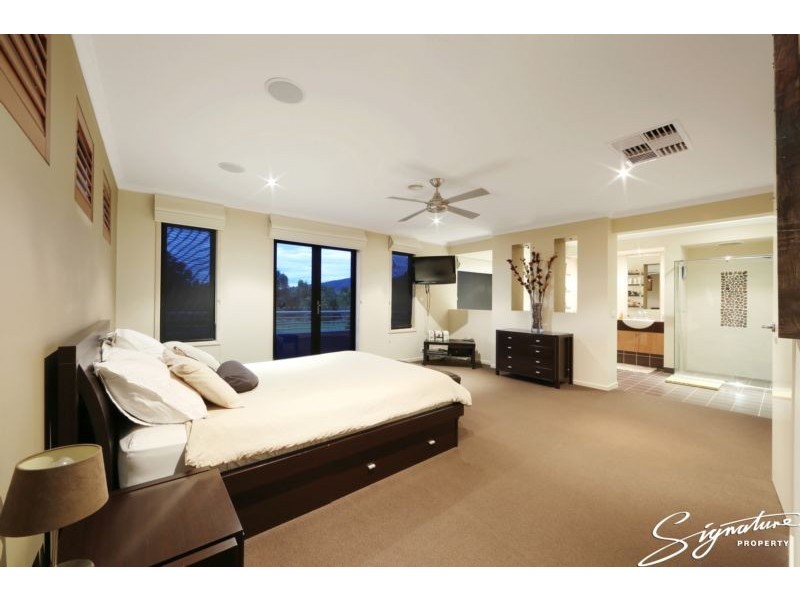 47 Jubilee Drive, Rowville VIC 3178