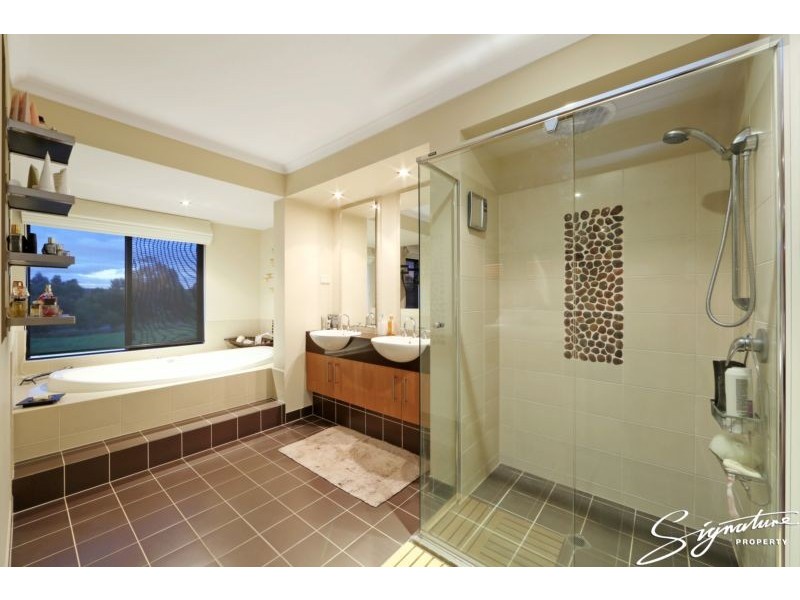 47 Jubilee Drive, Rowville VIC 3178