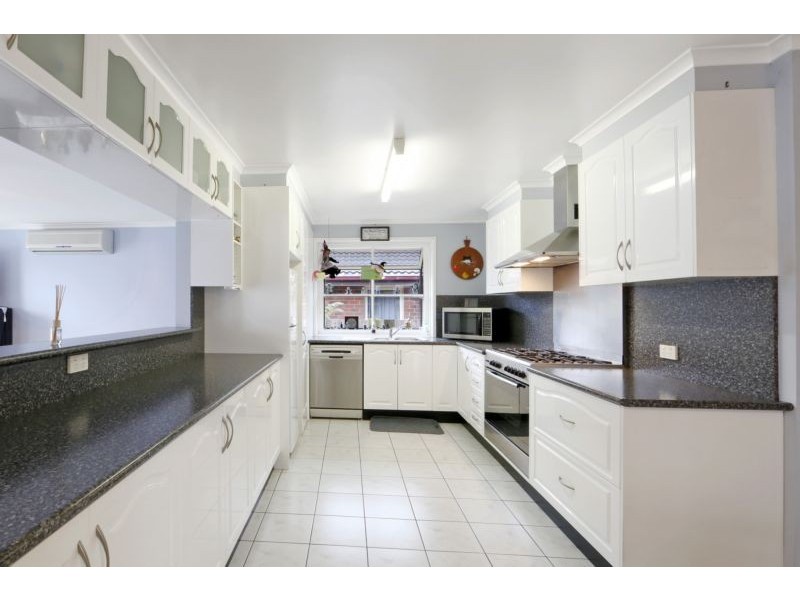 54 Lakeview Avenue, Rowville VIC 3178