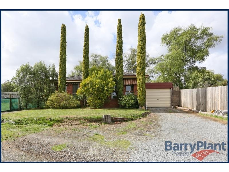 8 Seebeck Road, Rowville VIC 3178