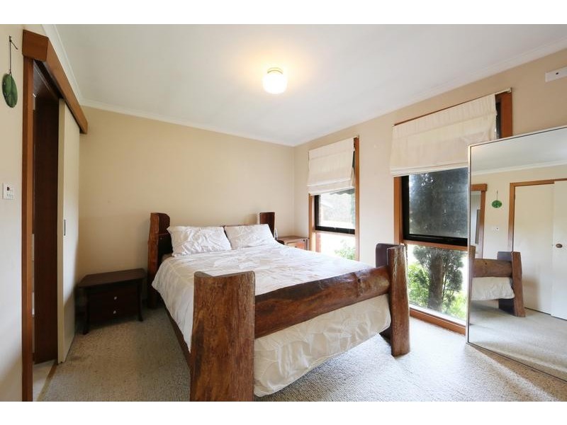 8 Seebeck Road, Rowville VIC 3178