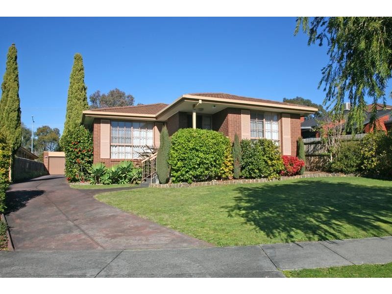 19 Trevena Close, Rowville VIC 3178