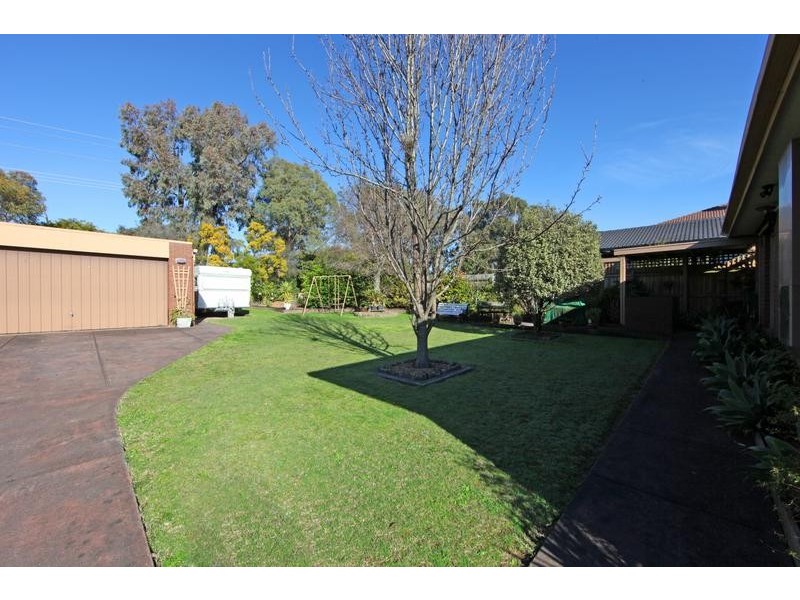 19 Trevena Close, Rowville VIC 3178