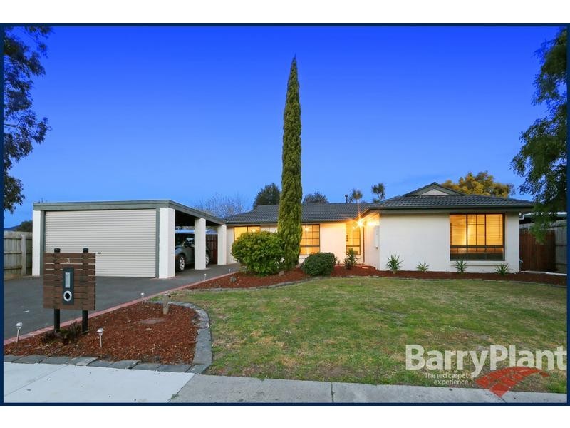 3 Blaxland Drive, Rowville VIC 3178