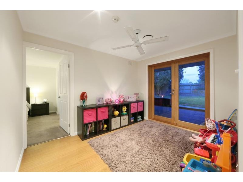 3 Blaxland Drive, Rowville VIC 3178