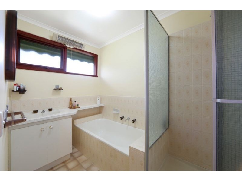 54 Taupo Crescent, Rowville VIC 3178