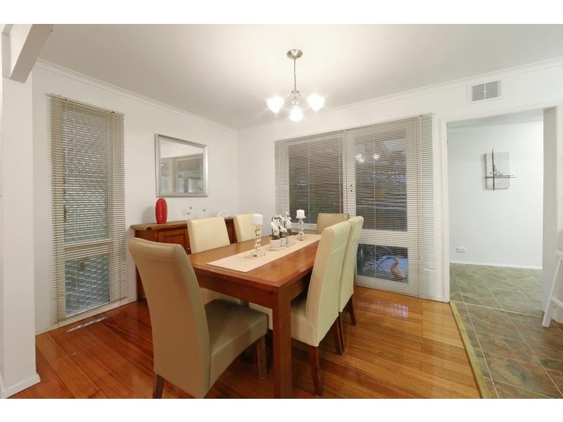 10 McCrae Close, Scoresby VIC 3179