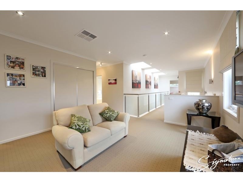 92 Lakesfield Drive, Lysterfield VIC 3156