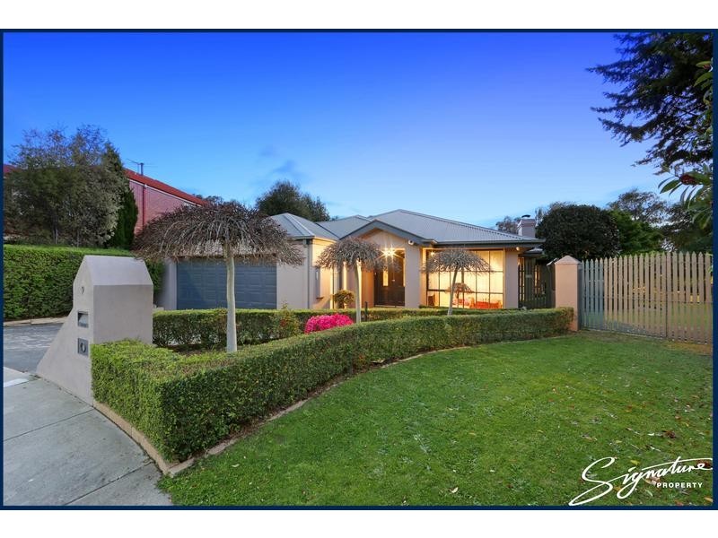 9 Miramah Close, Rowville VIC 3178