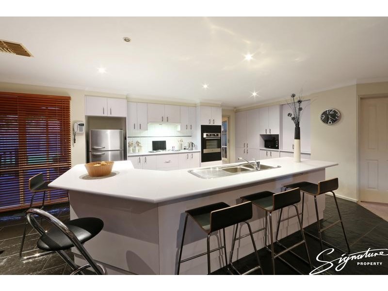 9 Miramah Close, Rowville VIC 3178