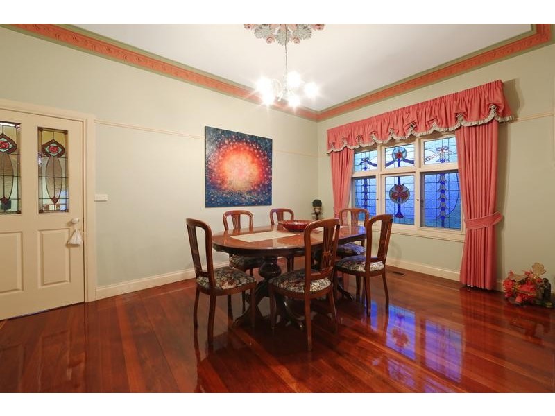 27 George Knox Drive, Rowville VIC 3178