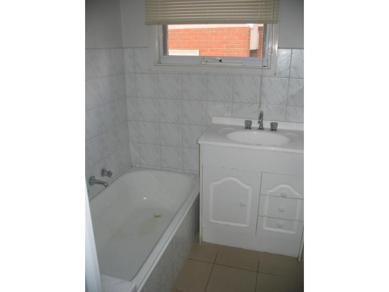 1/35 Dobson Street, Ferntree Gully VIC 3156