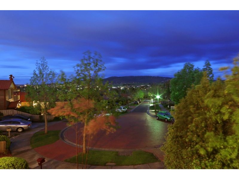 8 Crossley Court, Lysterfield VIC 3156