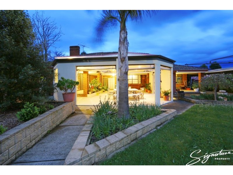 32 Murray Crescent, Rowville VIC 3178