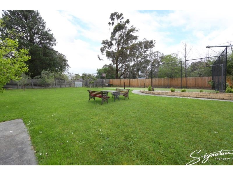 32 Murray Crescent, Rowville VIC 3178