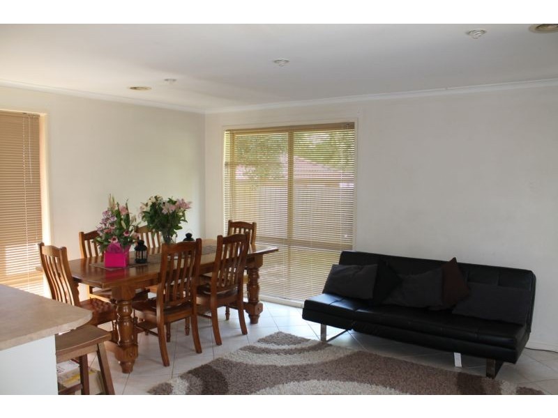 7 Simon Avenue, Rowville VIC 3178