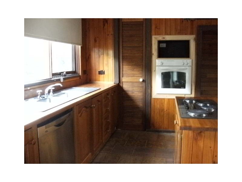 13 Janden Close, Knoxfield VIC 3180